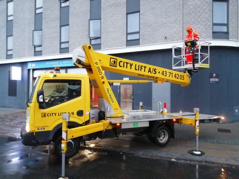 Overvågning af vibrationer og støj